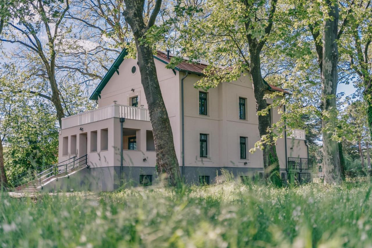 Bringa Villa Balatonlelle Exterior photo
